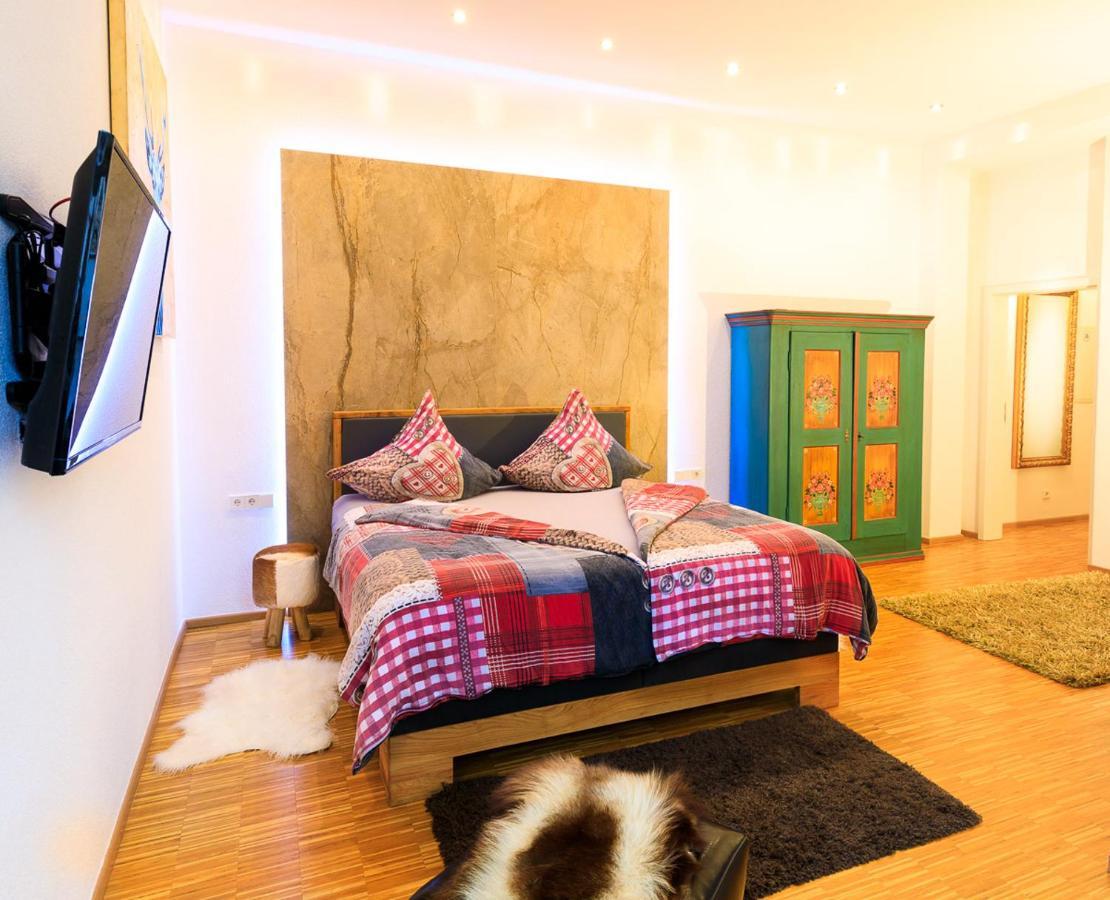 Schwarzwaldzimmer & Schwarzwald Design Apartment Rottweil Bagian luar foto