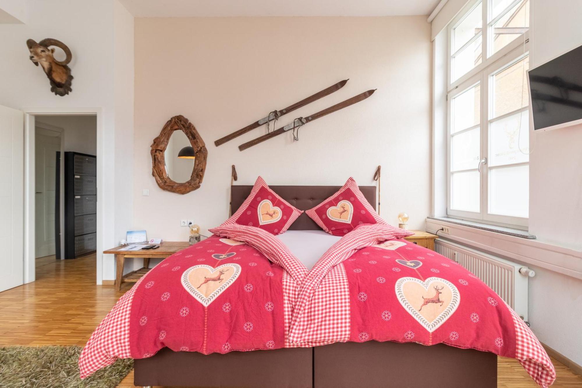 Schwarzwaldzimmer & Schwarzwald Design Apartment Rottweil Bagian luar foto