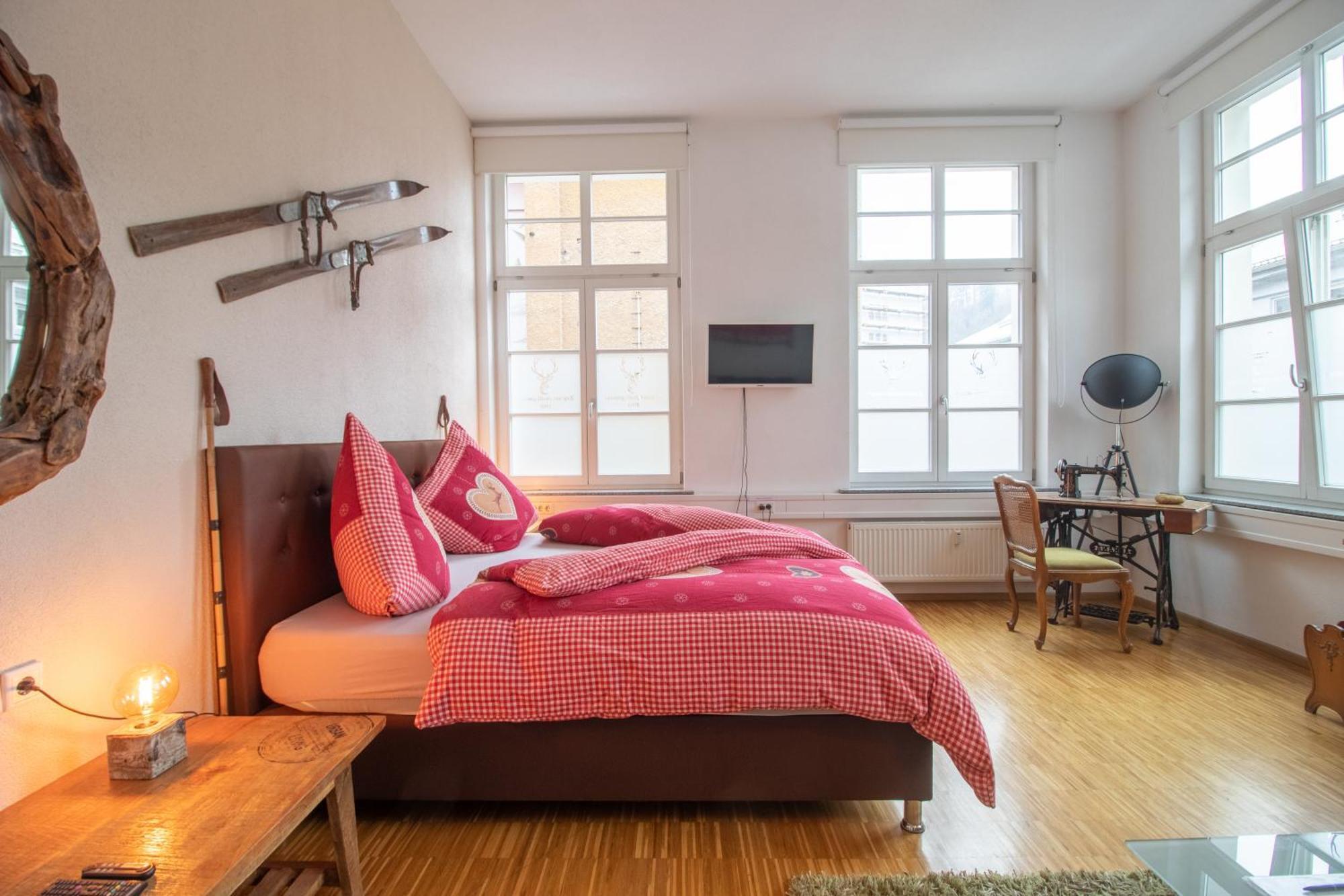 Schwarzwaldzimmer & Schwarzwald Design Apartment Rottweil Bagian luar foto
